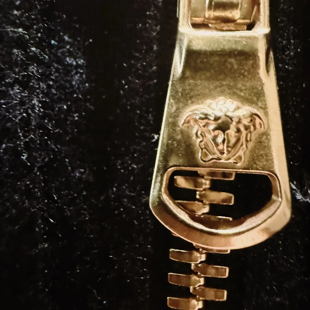 🔥NWOT Versace Black Hoodie with Gold Studs Logo 🔥 - Picture 4 of 7